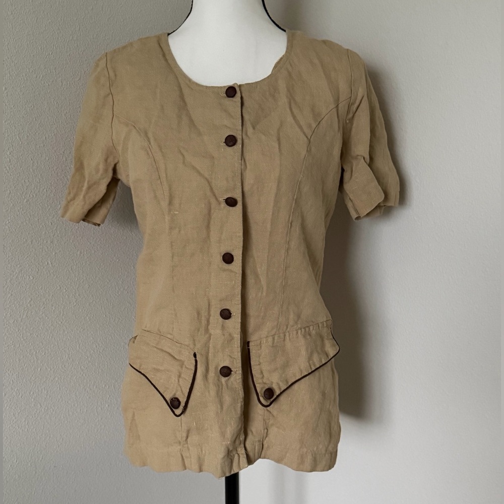 Women's Vintage Safari-Style Tan Button-Up Top